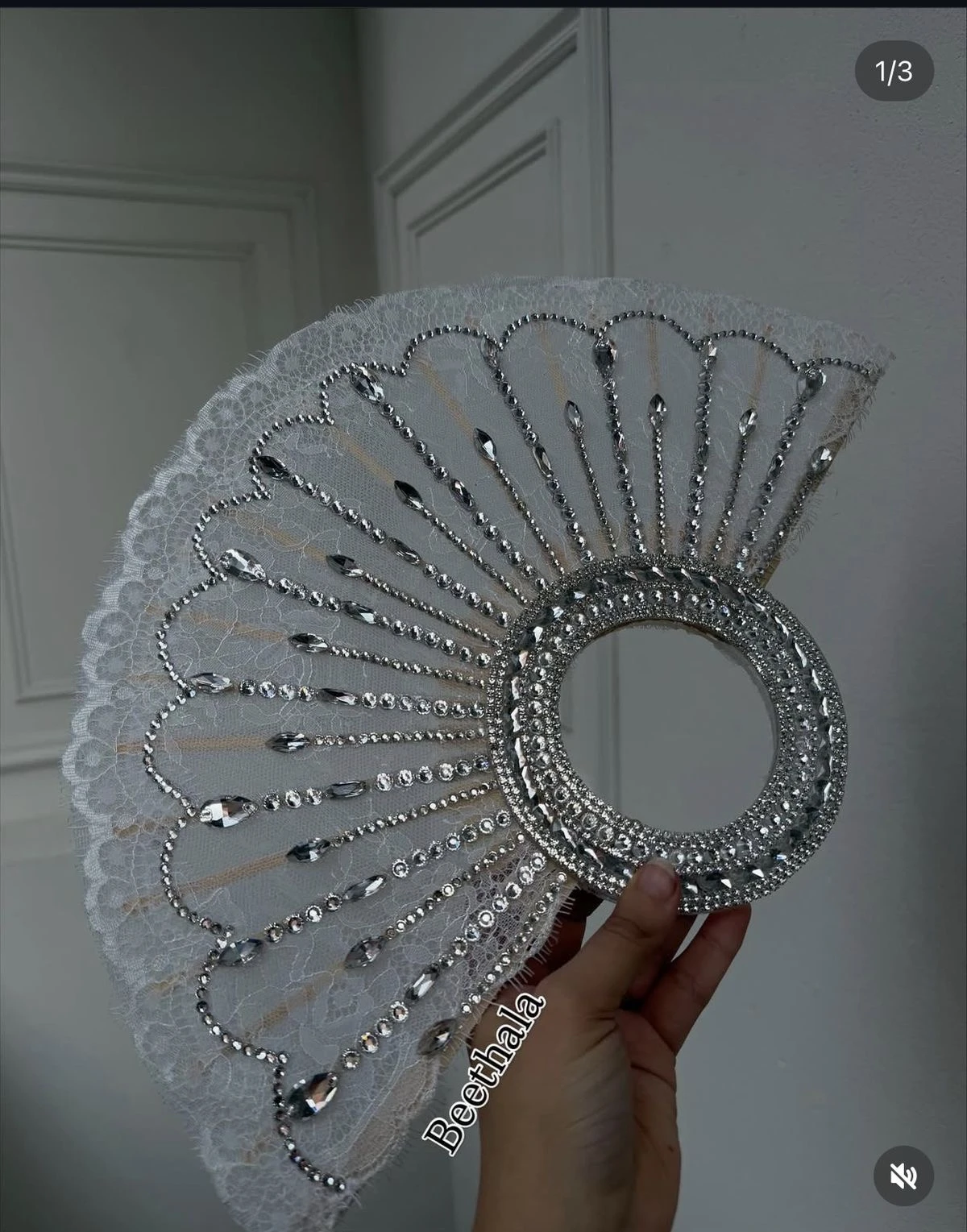 مروحه عروسه